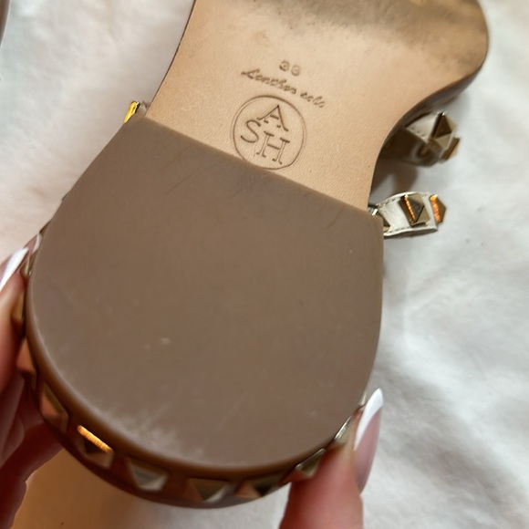 Ash studded slides - Picture 5 of 5